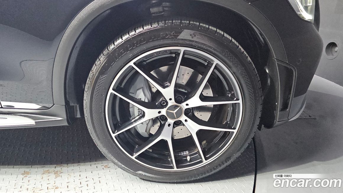 Mercedes-Benz GLC-Class 2022