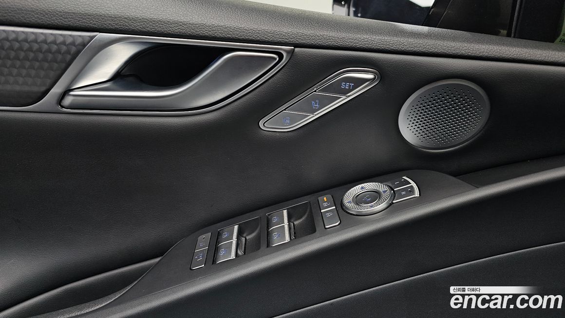 Genesis G80 2025