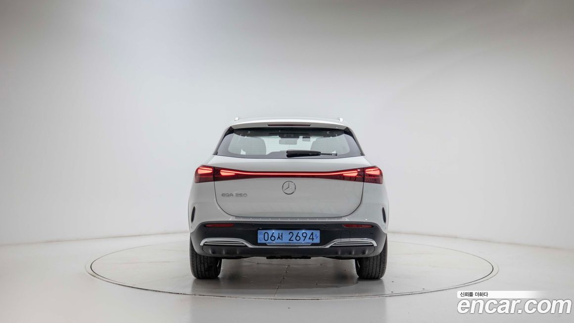 Mercedes-Benz EQA 2026