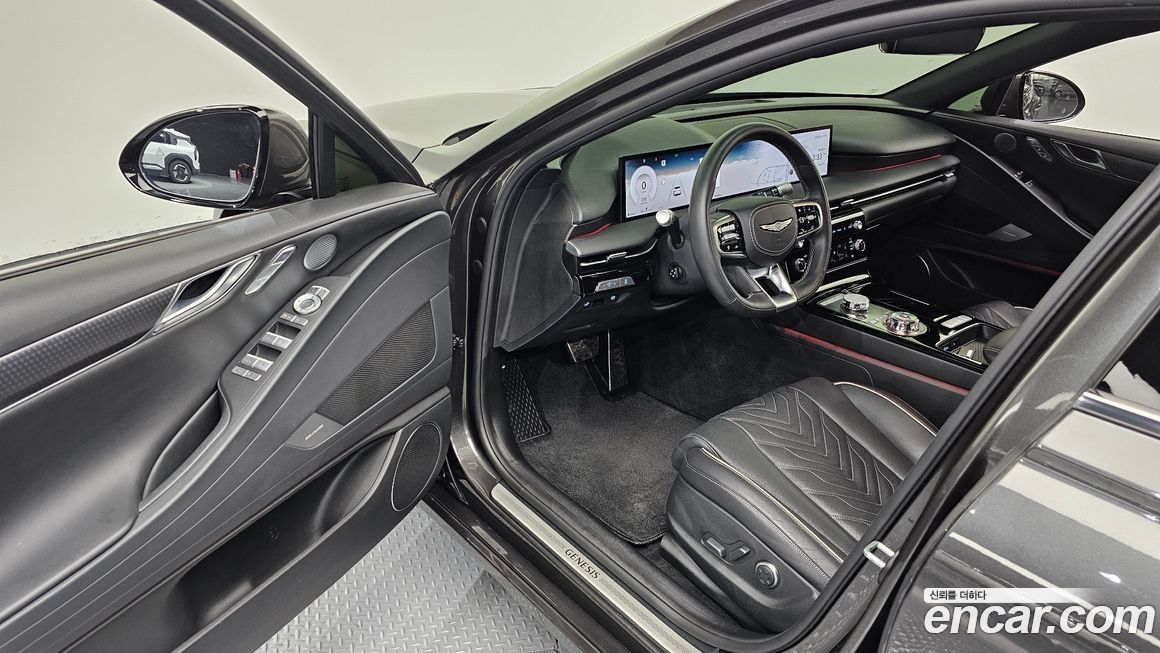 Genesis G80 2025