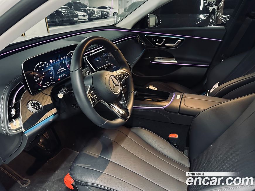 Mercedes-Benz E-Class 2025