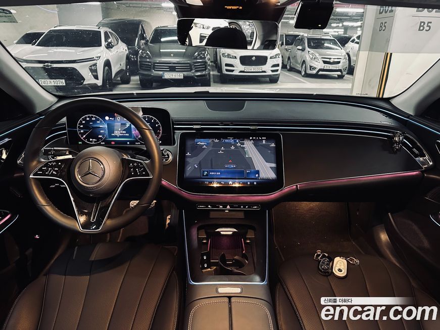 Mercedes-Benz E-Class 2025