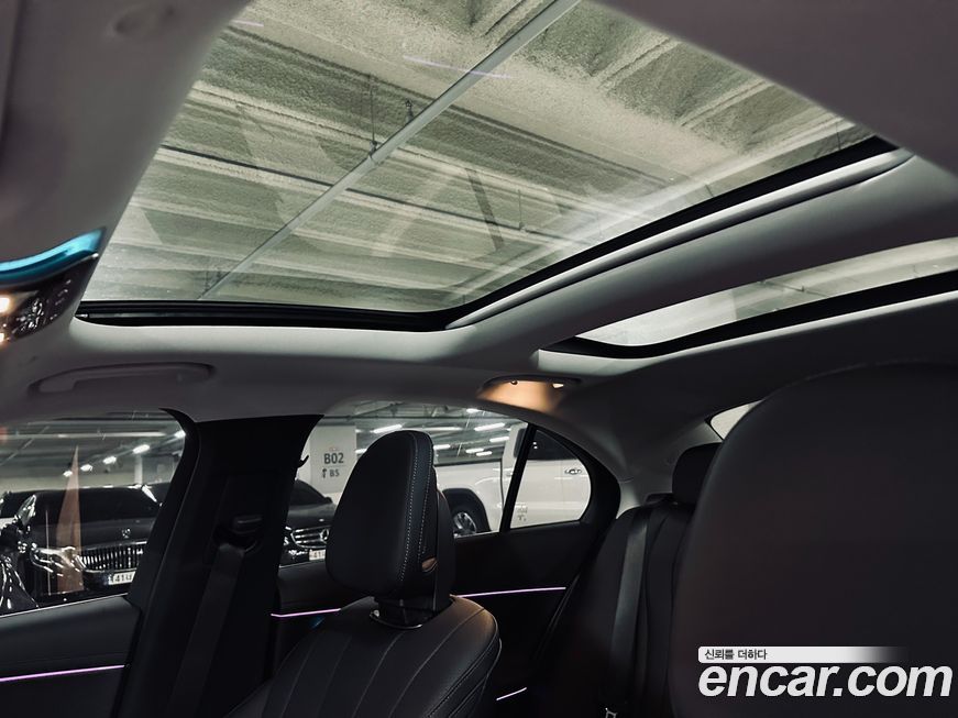 Mercedes-Benz E-Class 2025