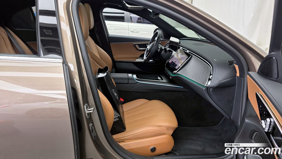 Mercedes-Benz E-Class 2025