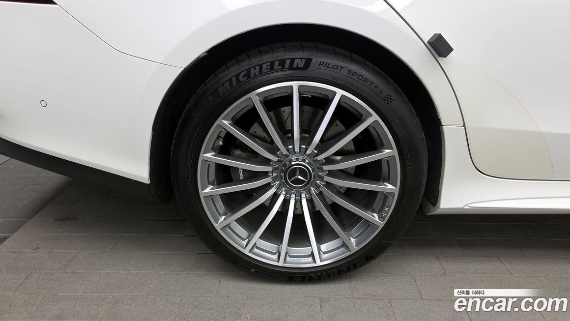 Mercedes-Benz AMG GT 2021