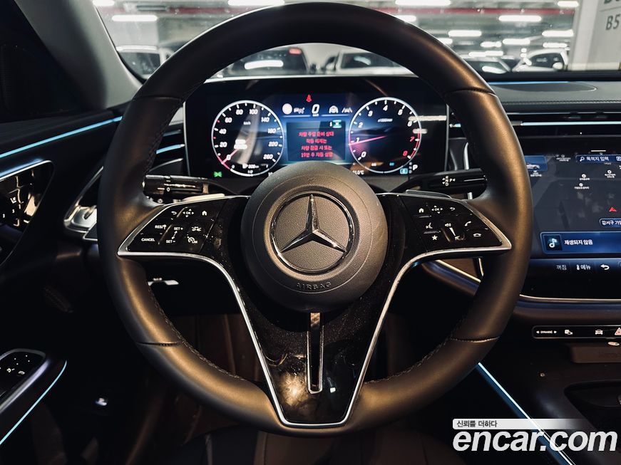 Mercedes-Benz E-Class 2025