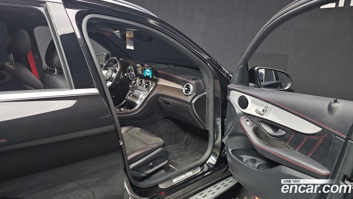 Mercedes-Benz GLC-Class 2022