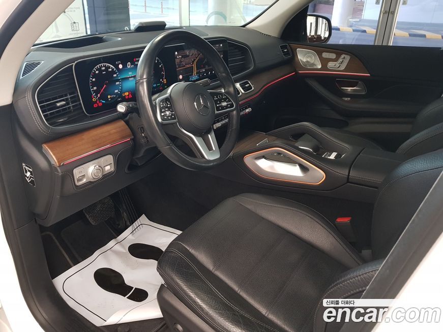 Mercedes-Benz GLE-Class 2021