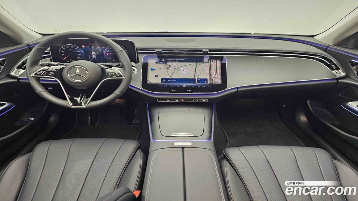 Mercedes-Benz E-Class 2025