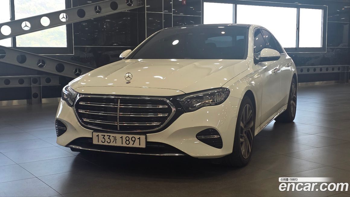 Mercedes-Benz E-Class 2025