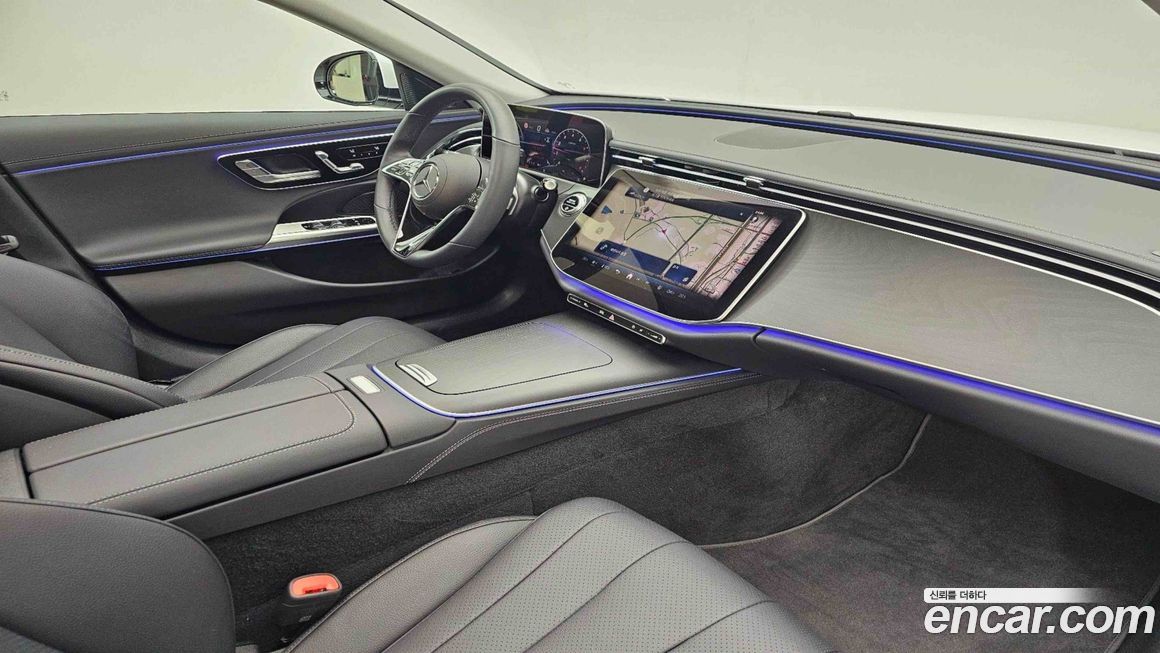 Mercedes-Benz E-Class 2025