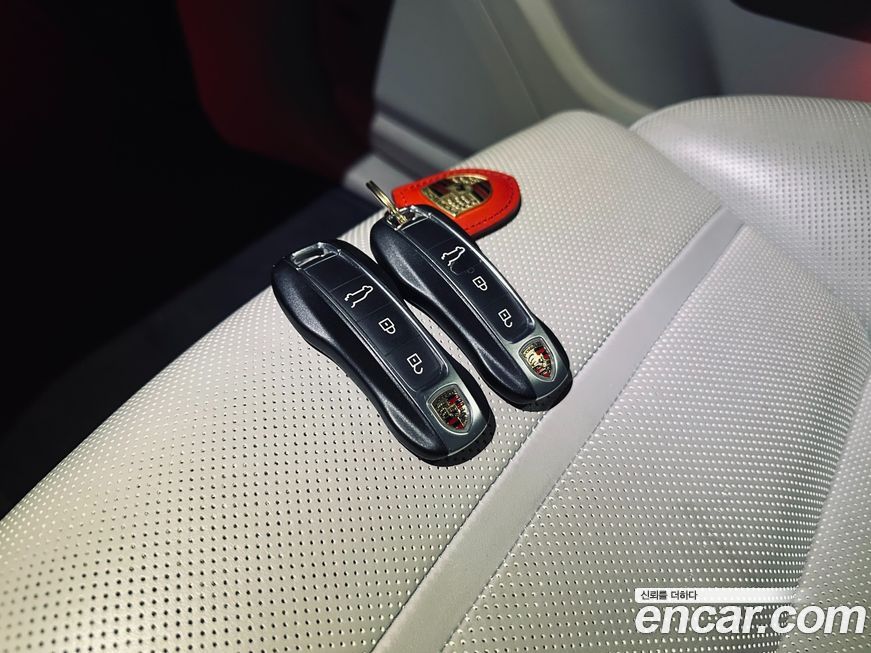 Porsche Cayenne 2021