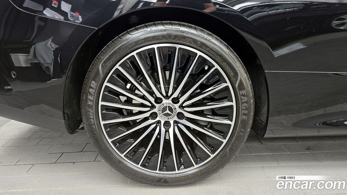 Mercedes-Benz CLE-Class 2025