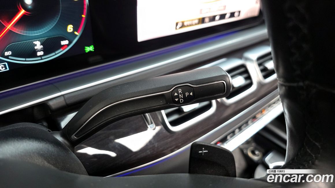 Mercedes-Benz GLE-Class 2021