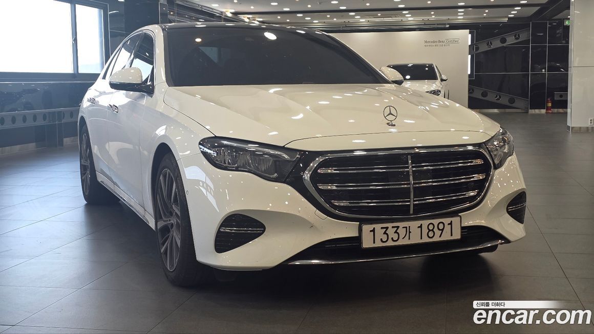 Mercedes-Benz E-Class 2025