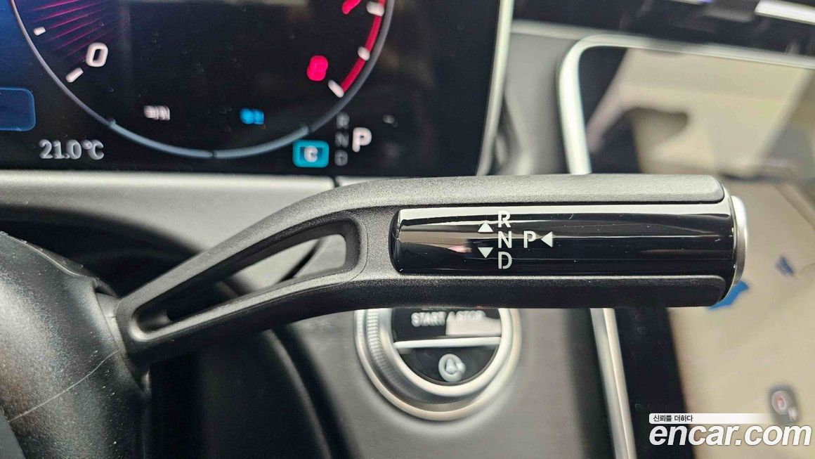 Mercedes-Benz E-Class 2025