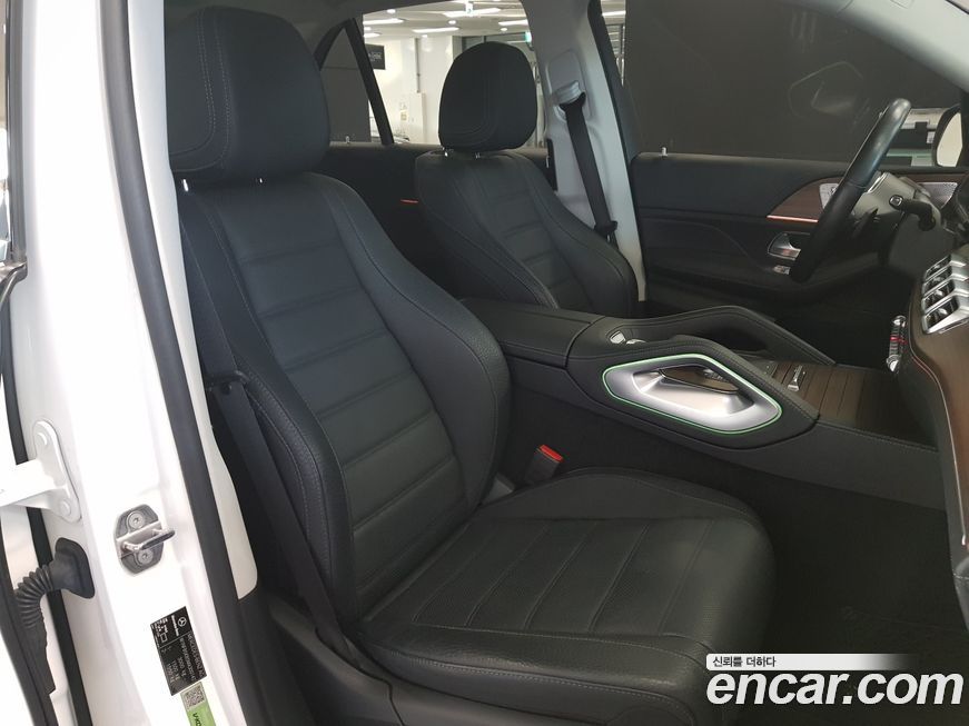 Mercedes-Benz GLE-Class 2021