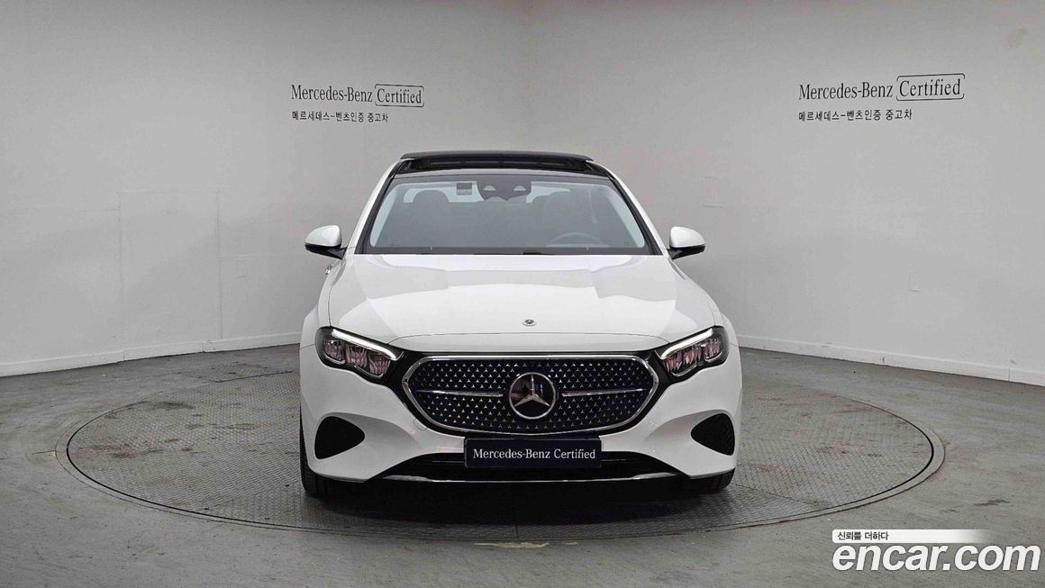 Mercedes-Benz E-Class 2025