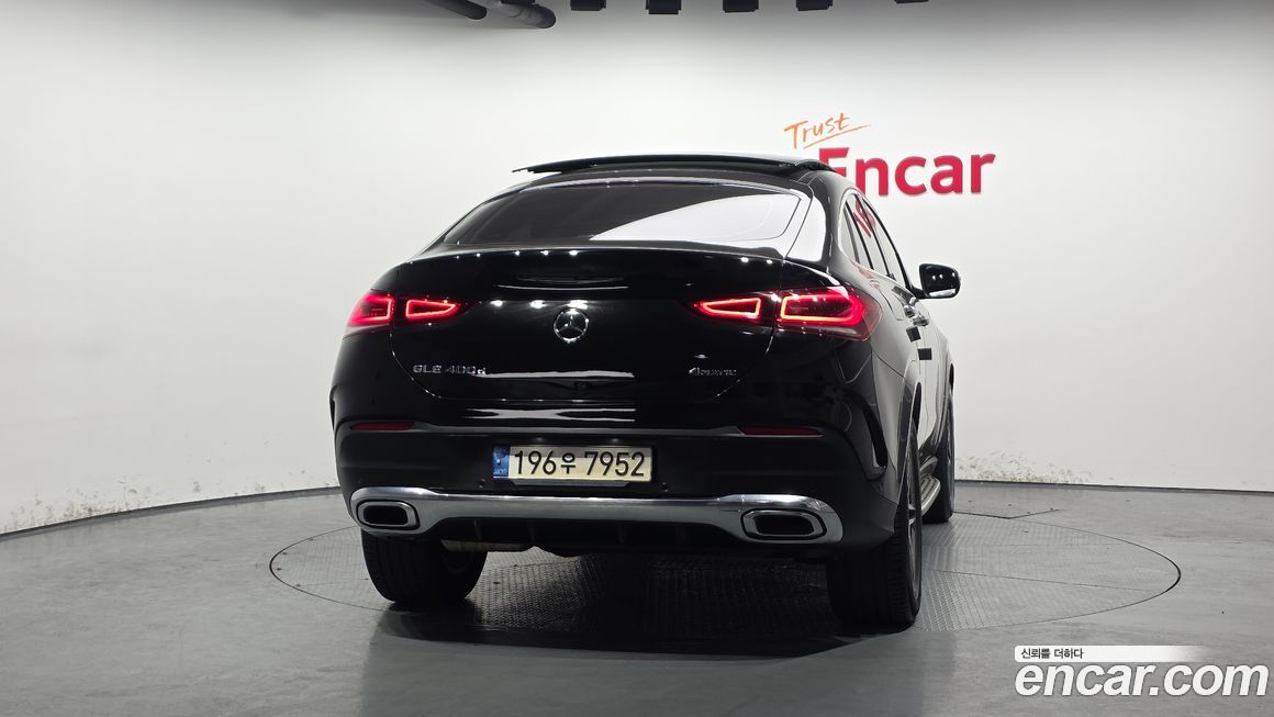 Mercedes-Benz GLE-Class 2021