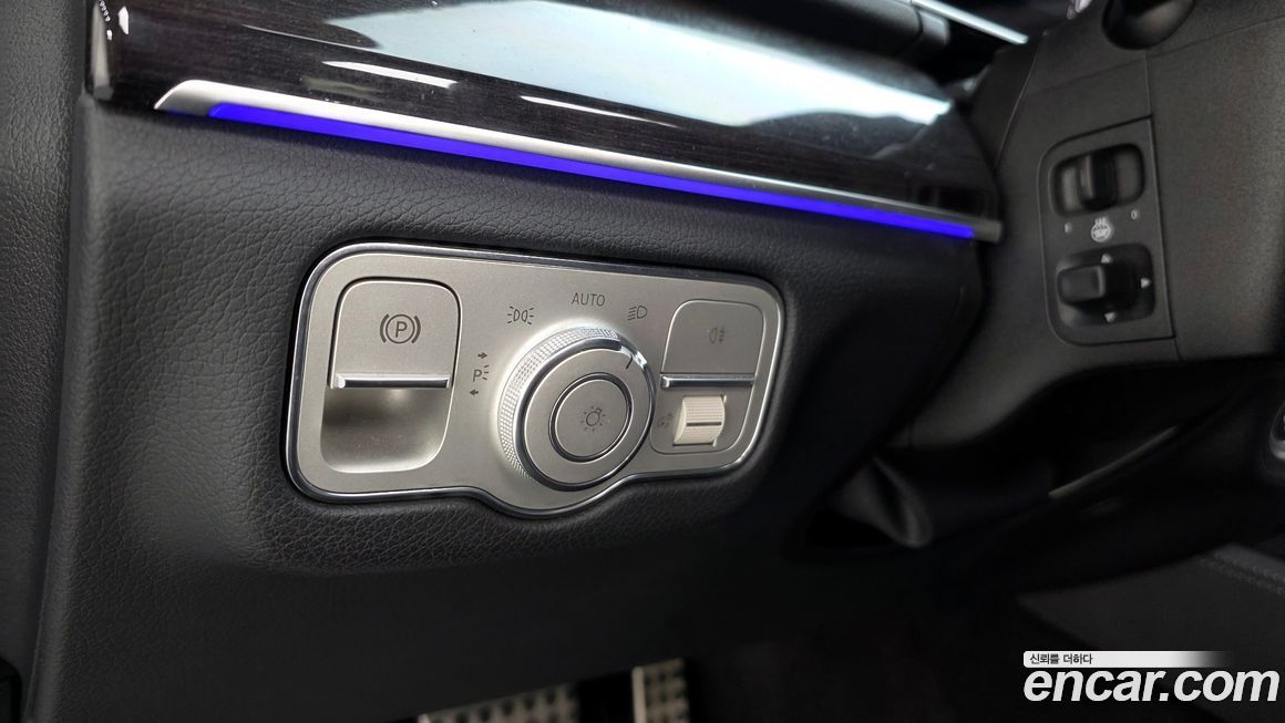 Mercedes-Benz GLE-Class 2021