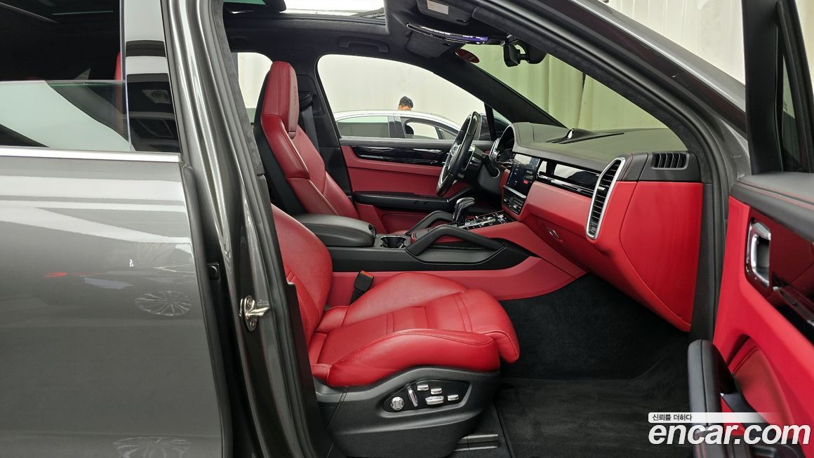 Porsche Cayenne 2020