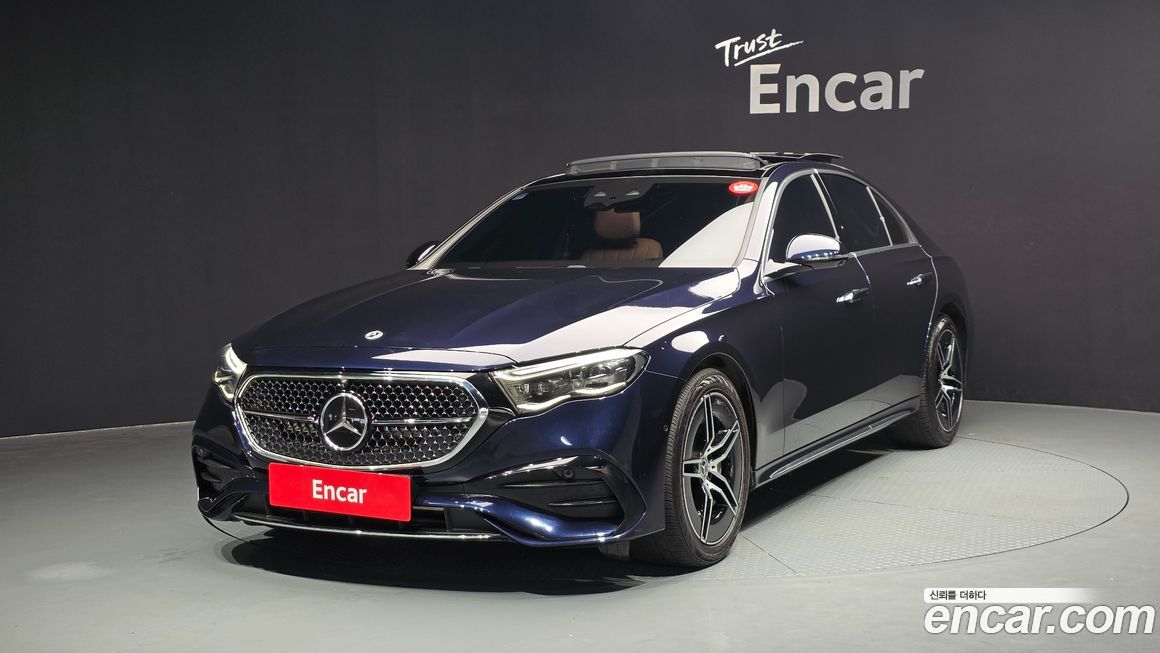 Mercedes-Benz E-Class 2024