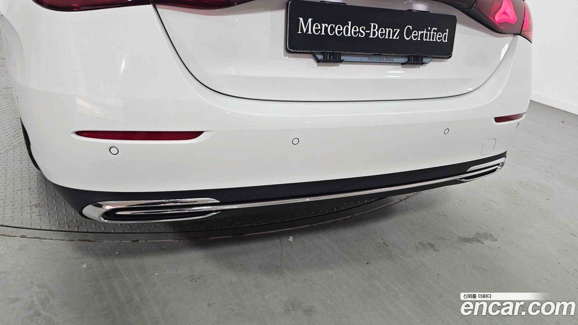 Mercedes-Benz E-Class 2025