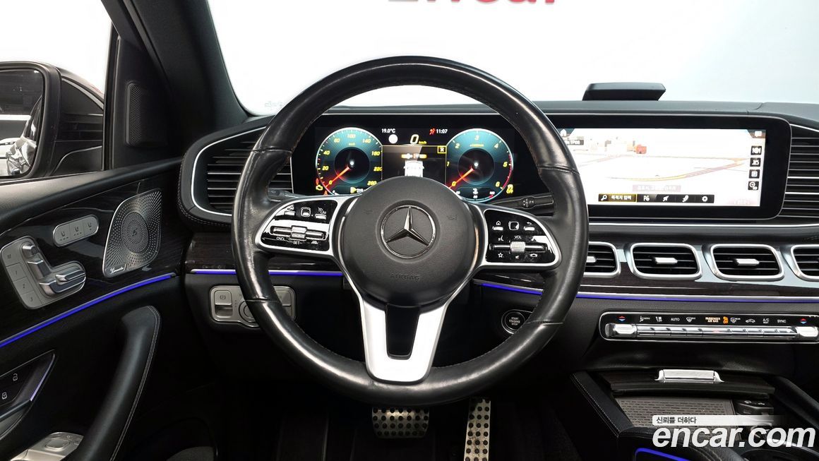 Mercedes-Benz GLE-Class 2021