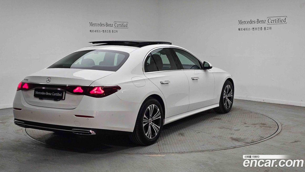 Mercedes-Benz E-Class 2025