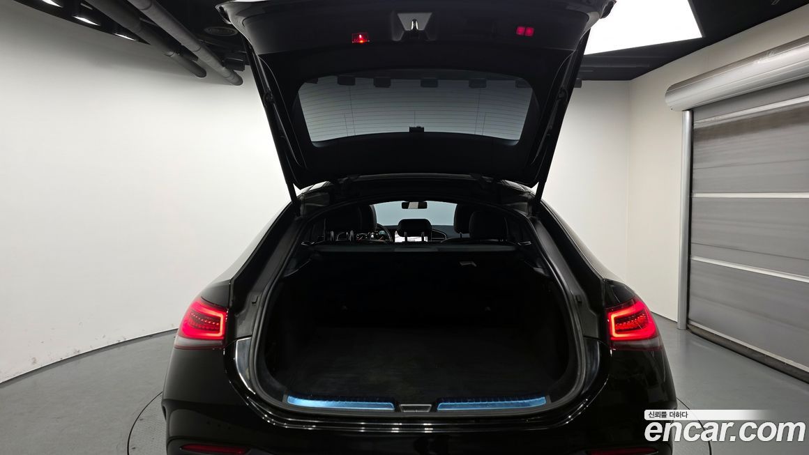 Mercedes-Benz GLE-Class 2021