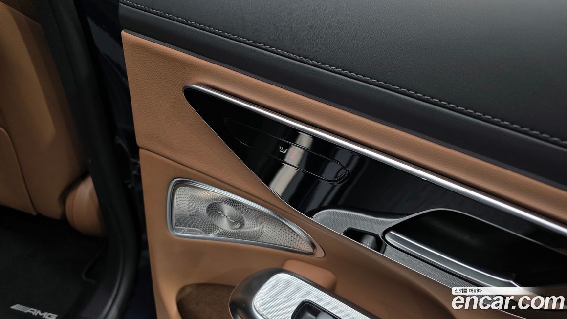 Mercedes-Benz E-Class 2024