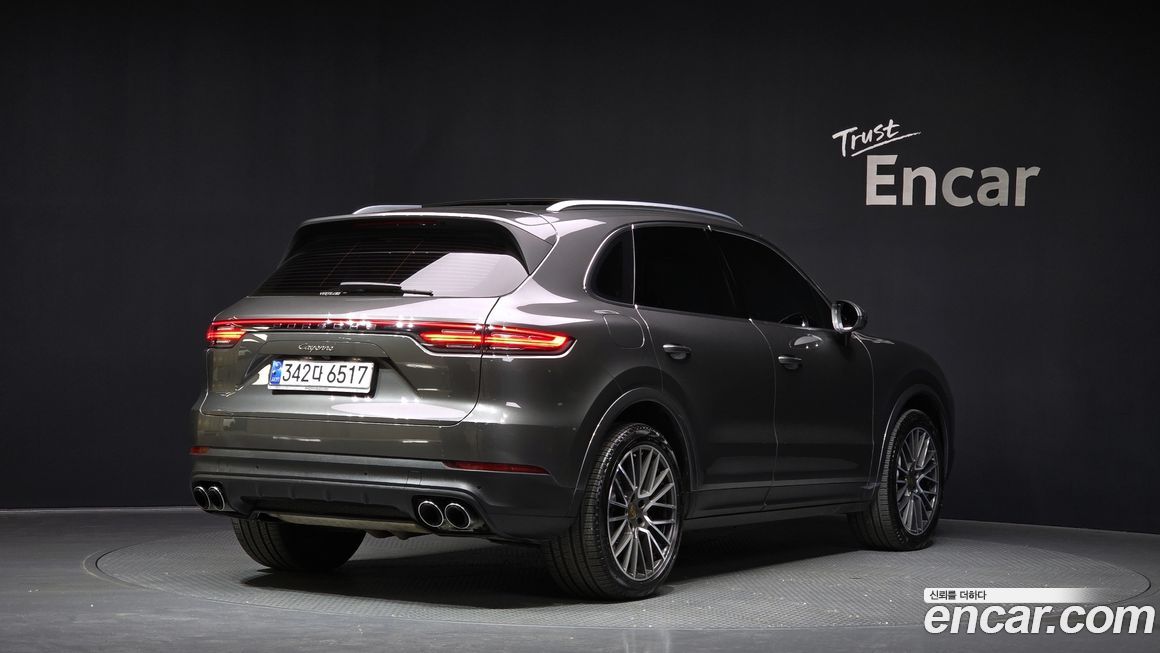 Porsche Cayenne 2020