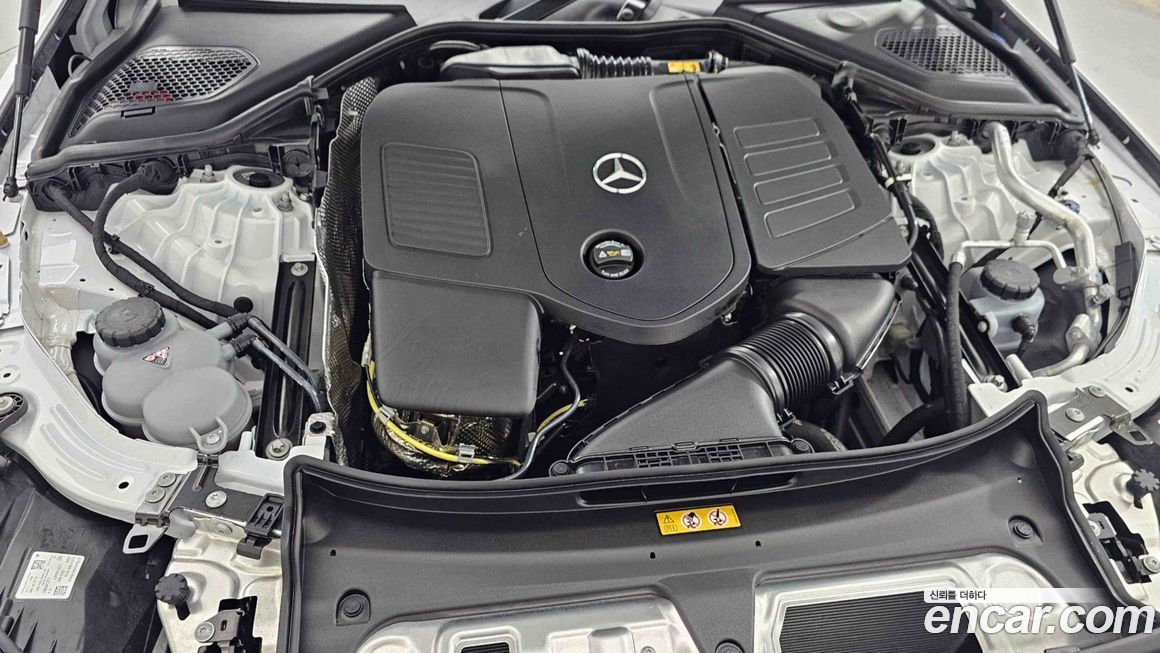 Mercedes-Benz E-Class 2025