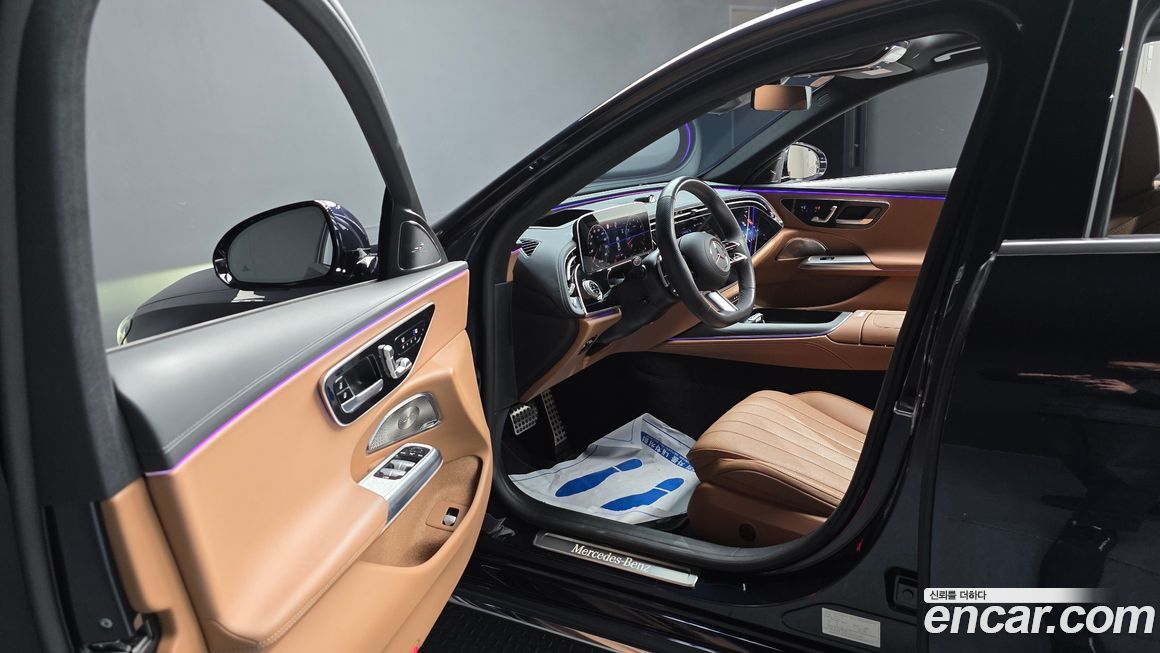 Mercedes-Benz E-Class 2024