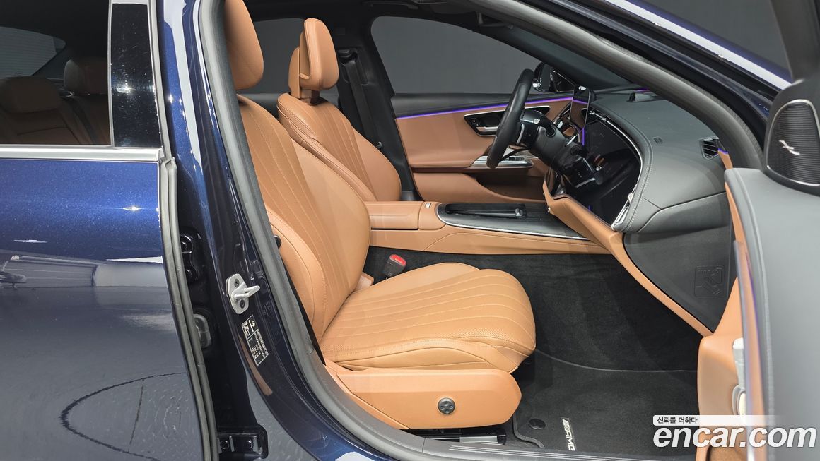 Mercedes-Benz E-Class 2024