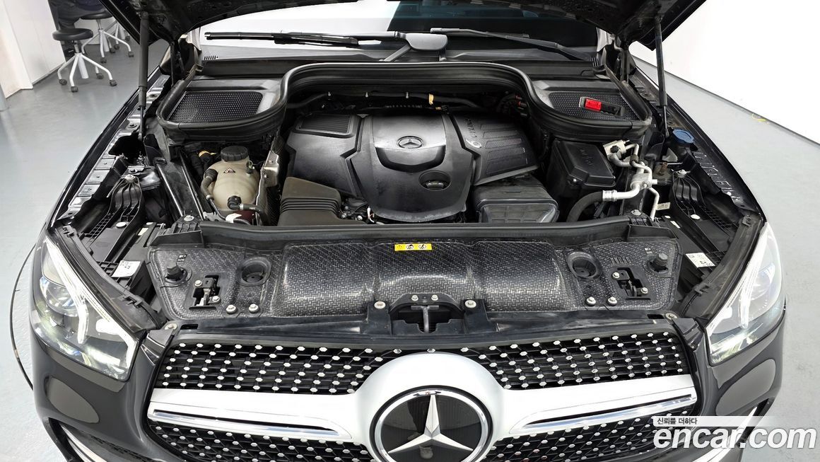 Mercedes-Benz GLE-Class 2021