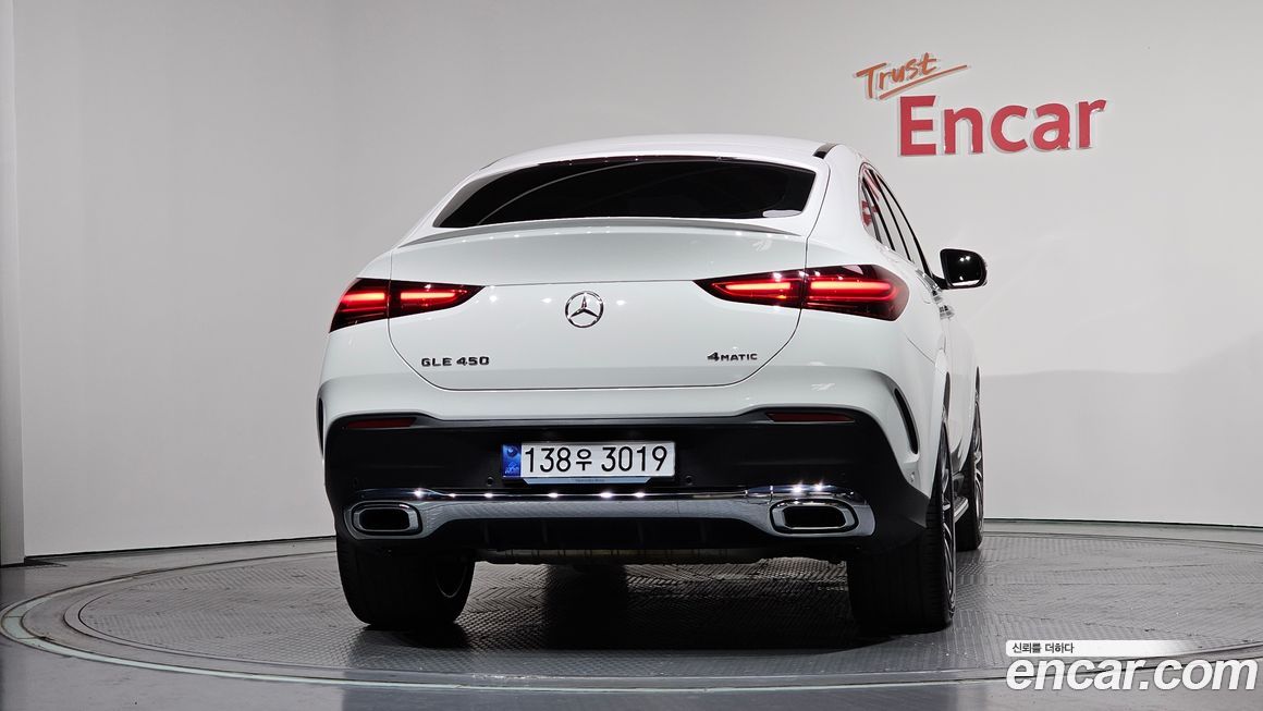 Mercedes-Benz GLE-Class 2025