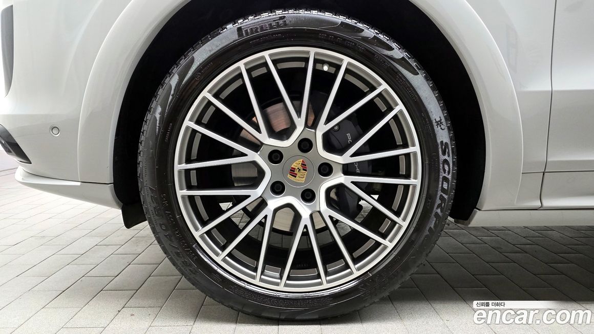 Porsche Cayenne 2022