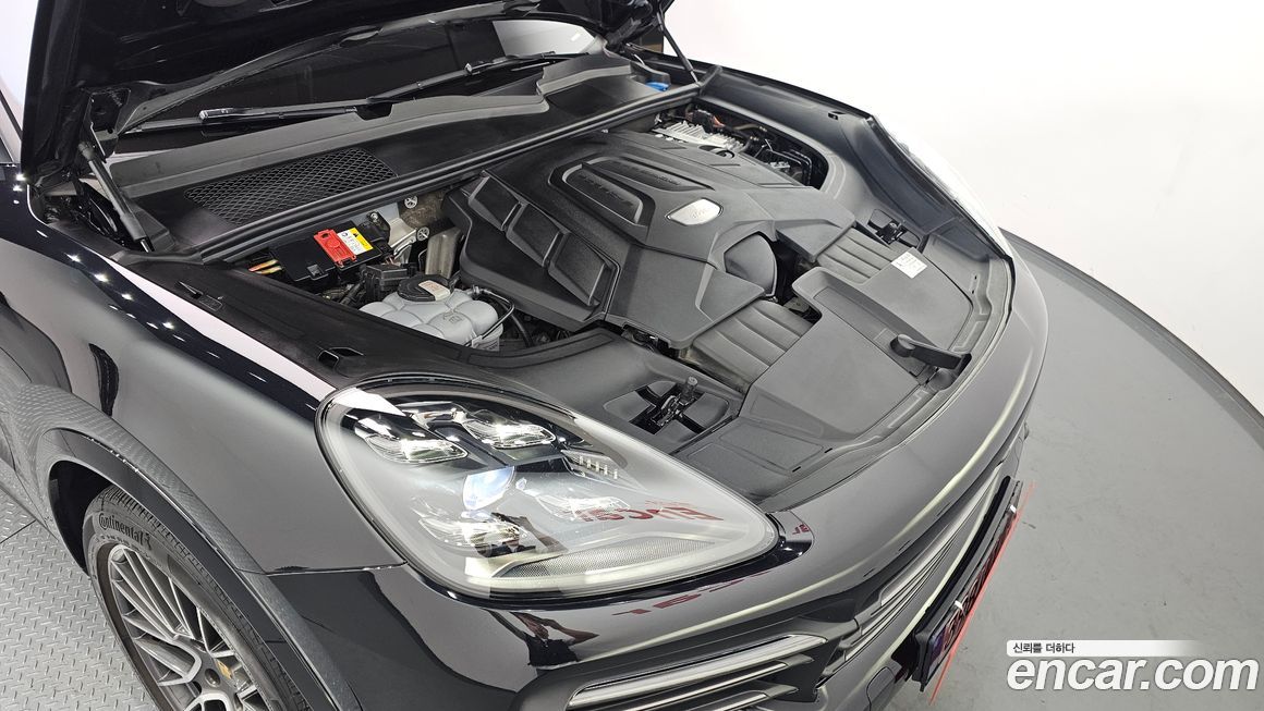 Porsche Cayenne 2022