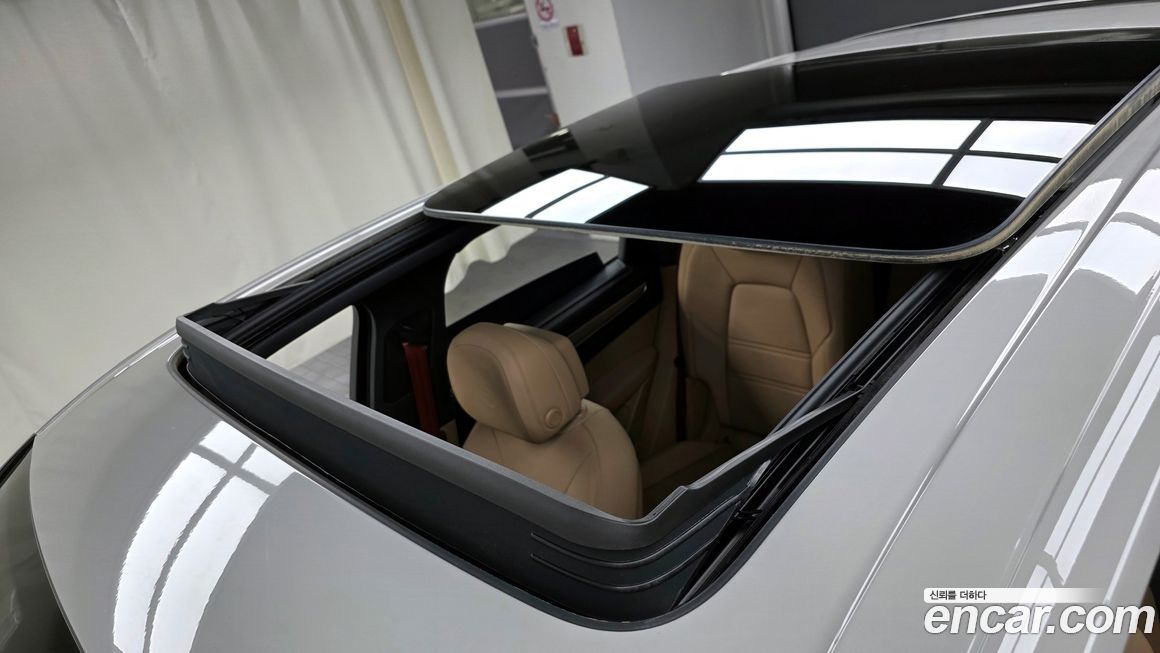 Porsche Cayenne 2022