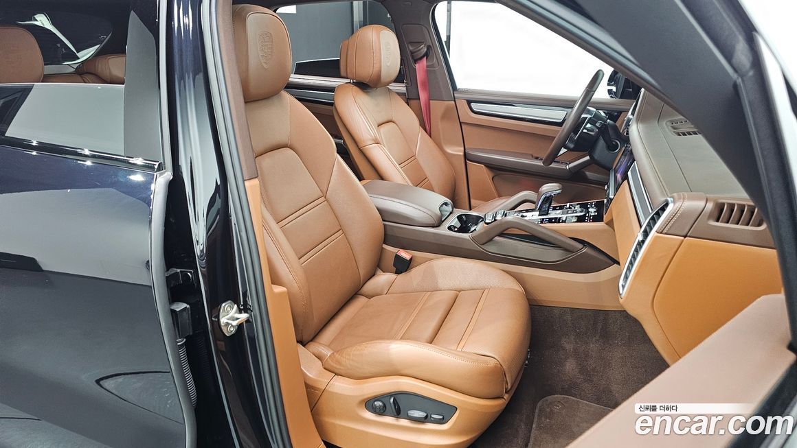 Porsche Cayenne 2022