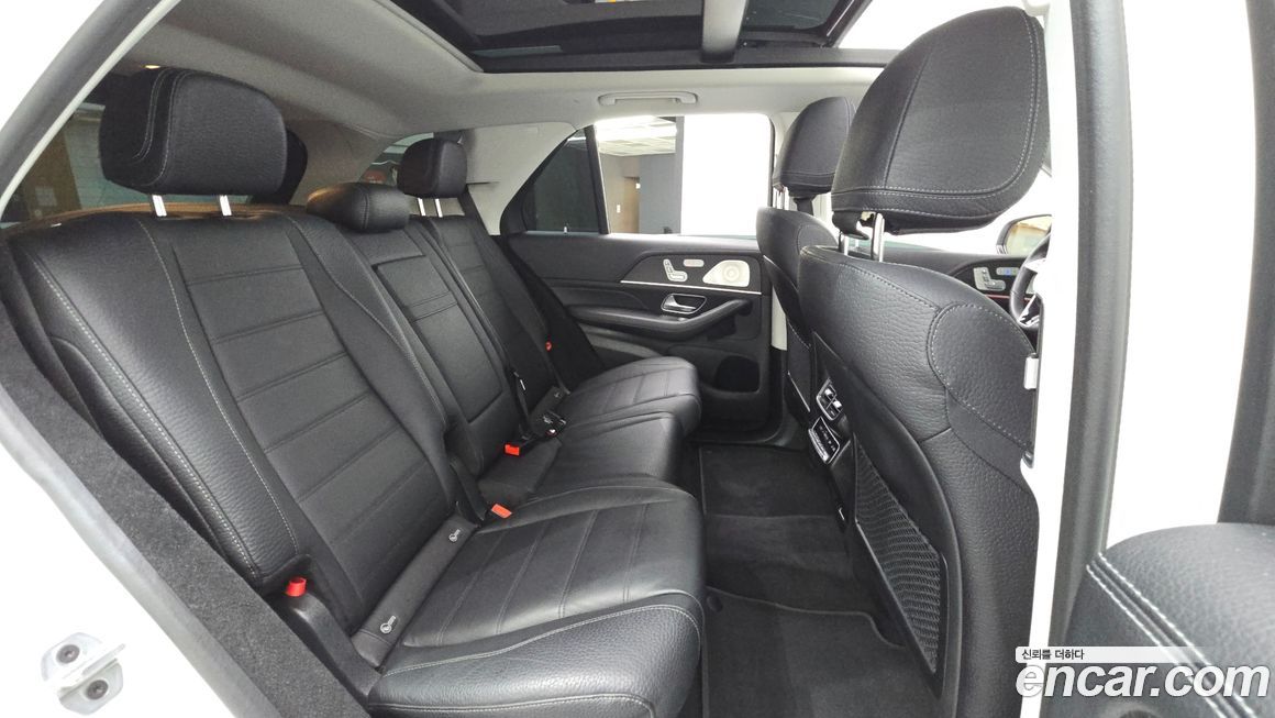 Mercedes-Benz GLE-Class 2024