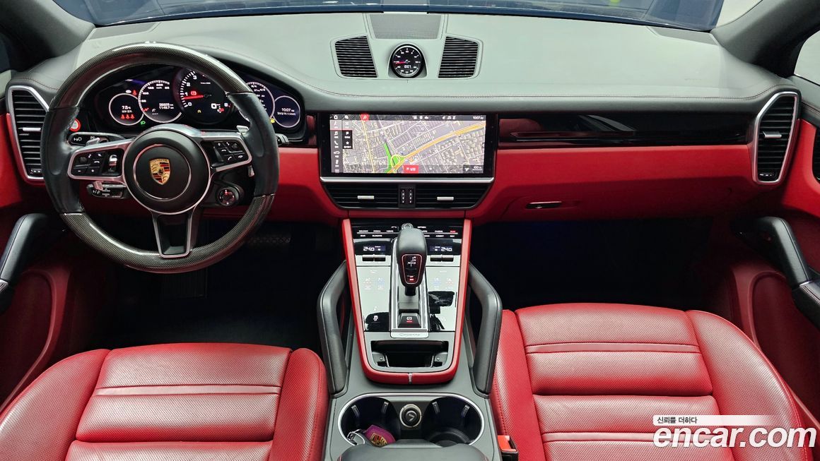 Porsche Cayenne 2021