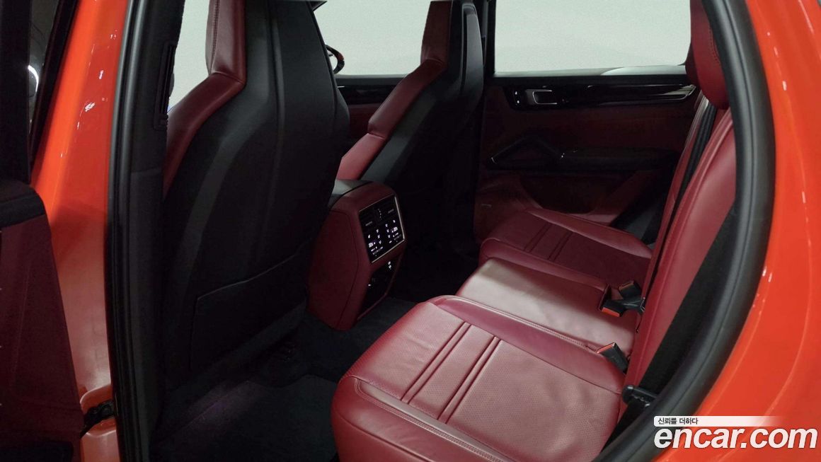 Porsche Cayenne 2020