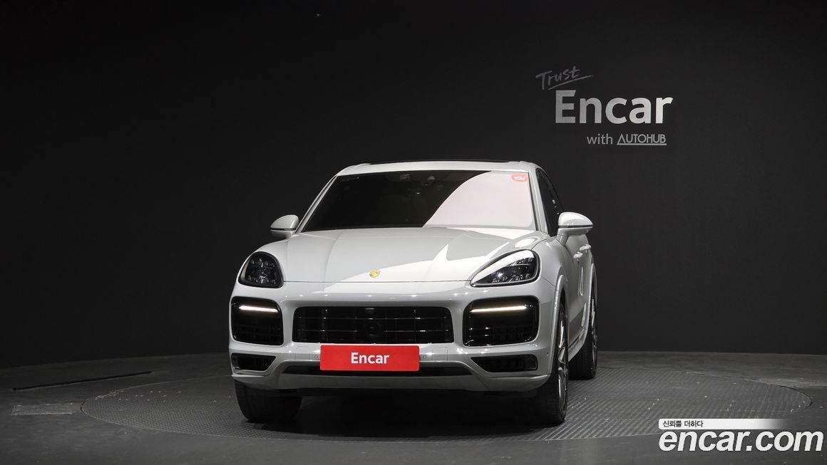Porsche Cayenne 2022