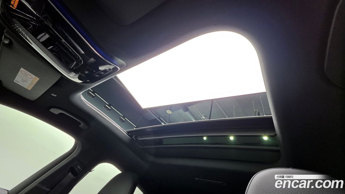 Mercedes-Benz GLC-Class 2025