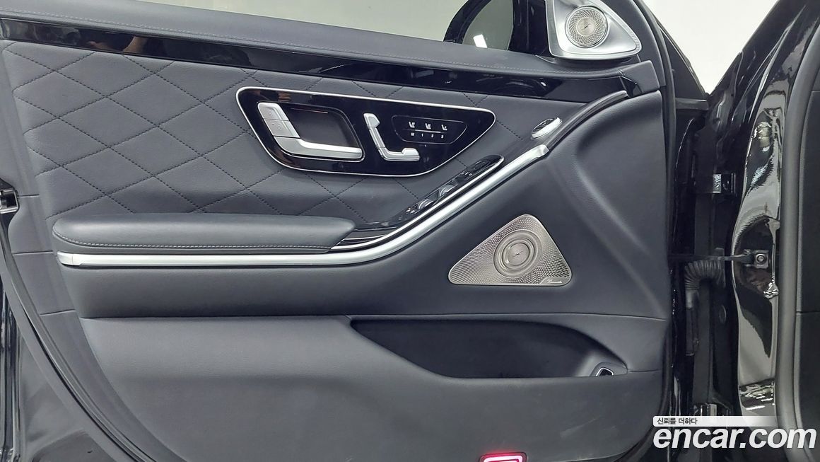 Mercedes-Benz S-Class 2022