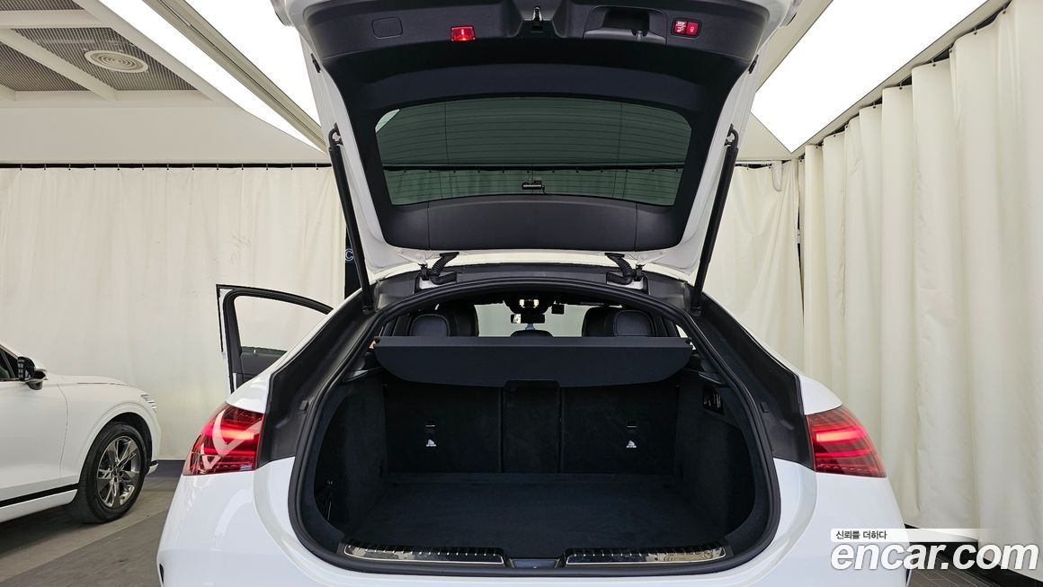 Mercedes-Benz GLE-Class 2025