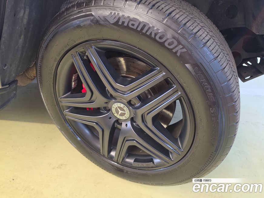 Mercedes-Benz G-Class 2015