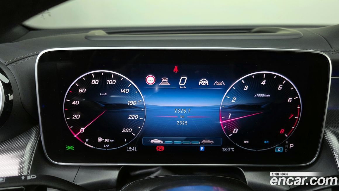 Mercedes-Benz GLC-Class 2025